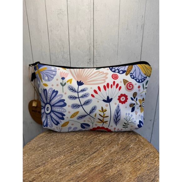 Cloth Flowers Makeup Bag Blue Cosmetics Bag NEW Boho Garden Travel Bag - Picture 2 of 5